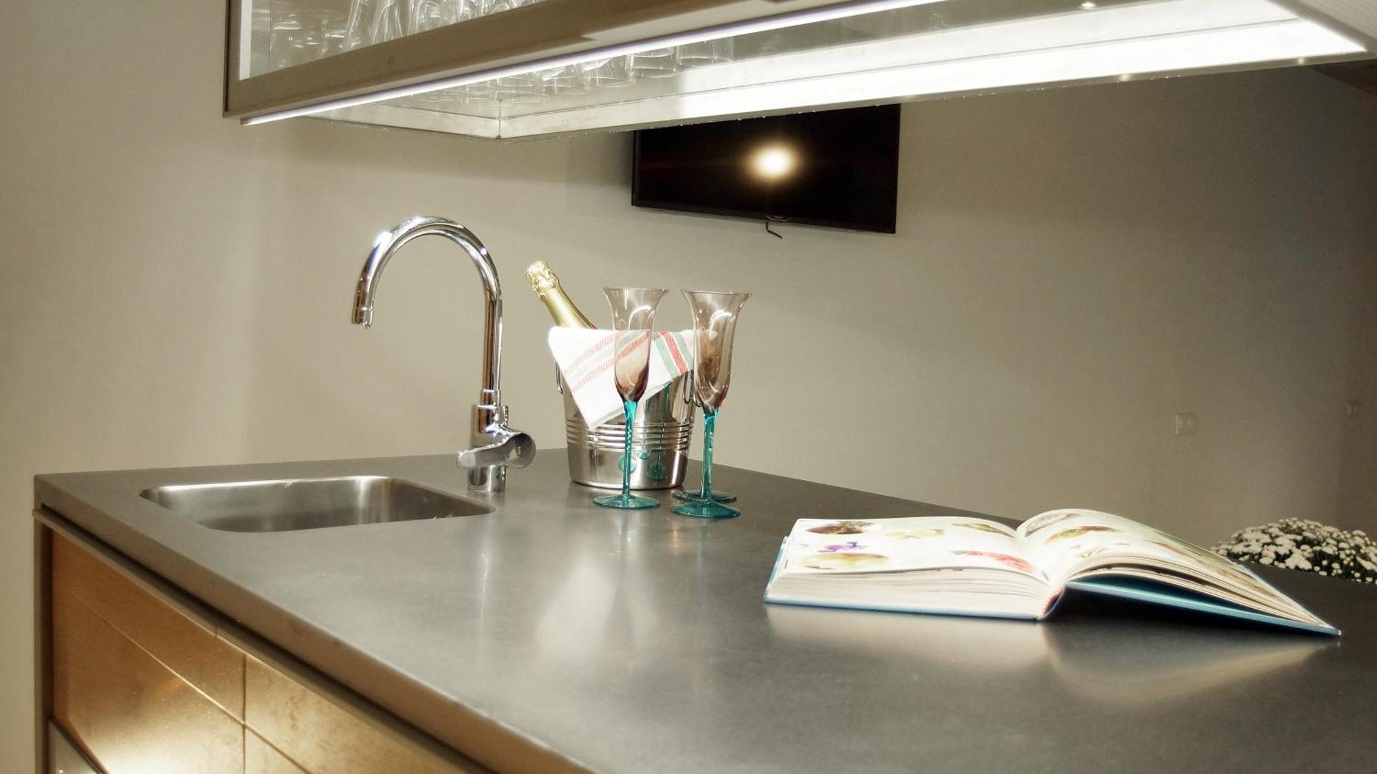 My Space Emirates - Fully Equipped Apartments Near The Beach With Shared Pool Barcelona Quarto foto
